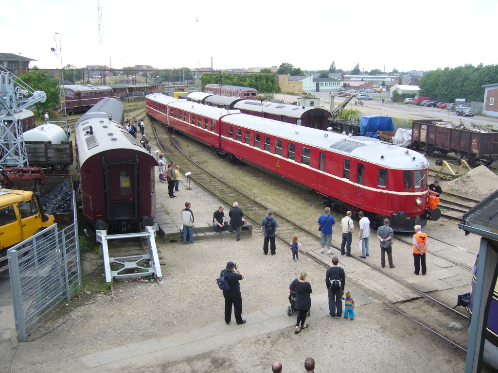 DSB MS 401 - AA 431 - MS 402, Odense 2010-08-21, Photo Tommy Rolf Nielsen Martens ©