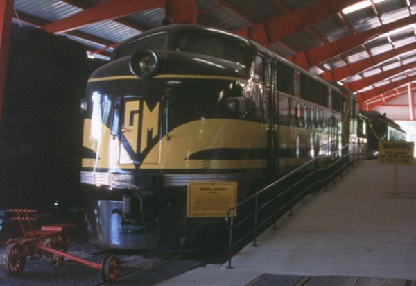 GM EMD FT 103